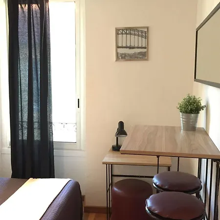 Du Petit Louvre * Nizza