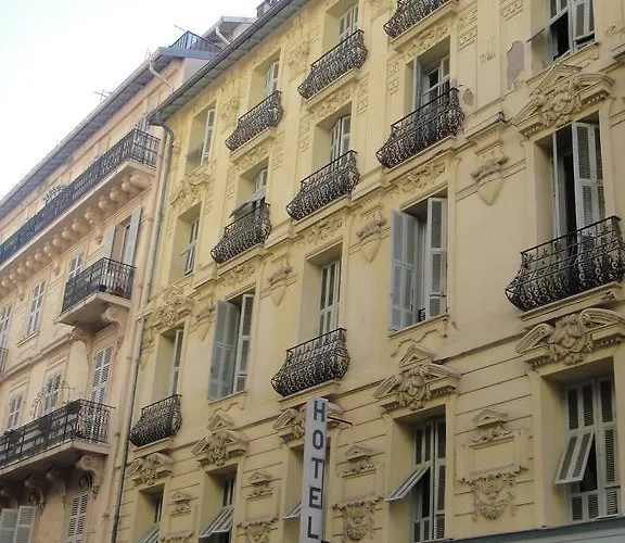 Du Petit Louvre