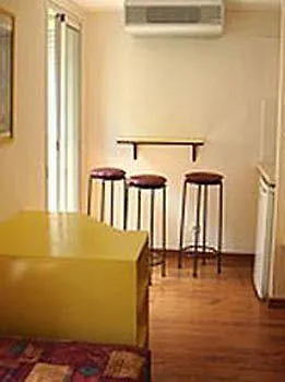 Du Petit Louvre Отель