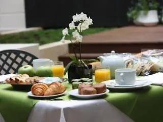 Du Petit Louvre Hotel Nicea